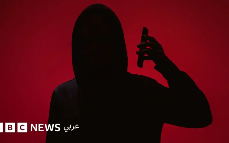 انتحال صفة أمير.. تفاصيل ملاحقة أبو عمر بتهمة خداع سياسيين في لبنان